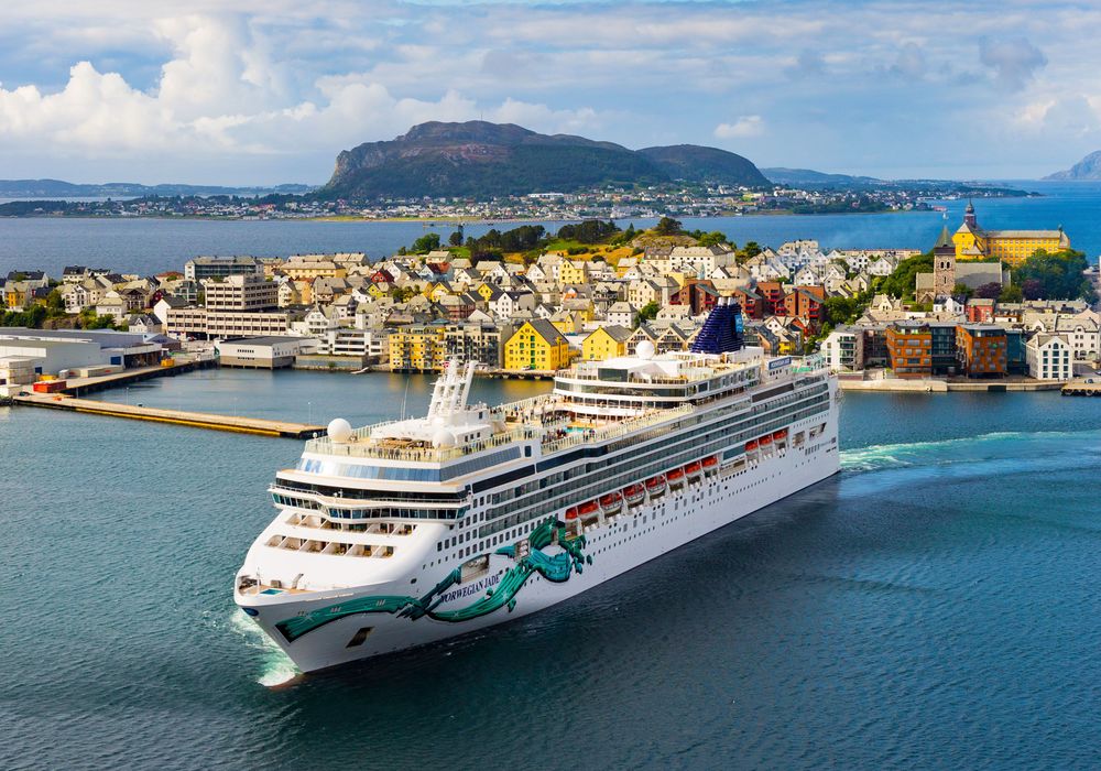 Norwegian Jade <br/> 4 noites